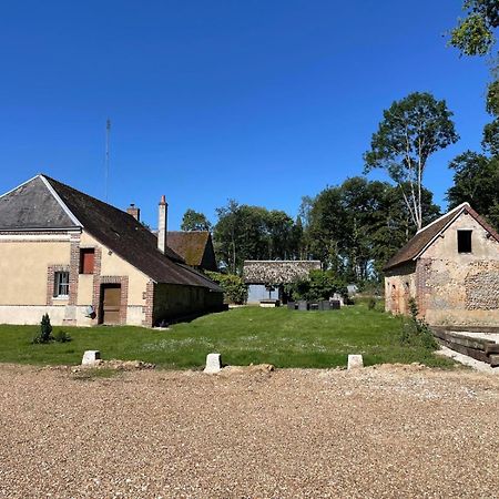 Gite A La Ferme De Sainte Radegonde Lanneray 외부 사진